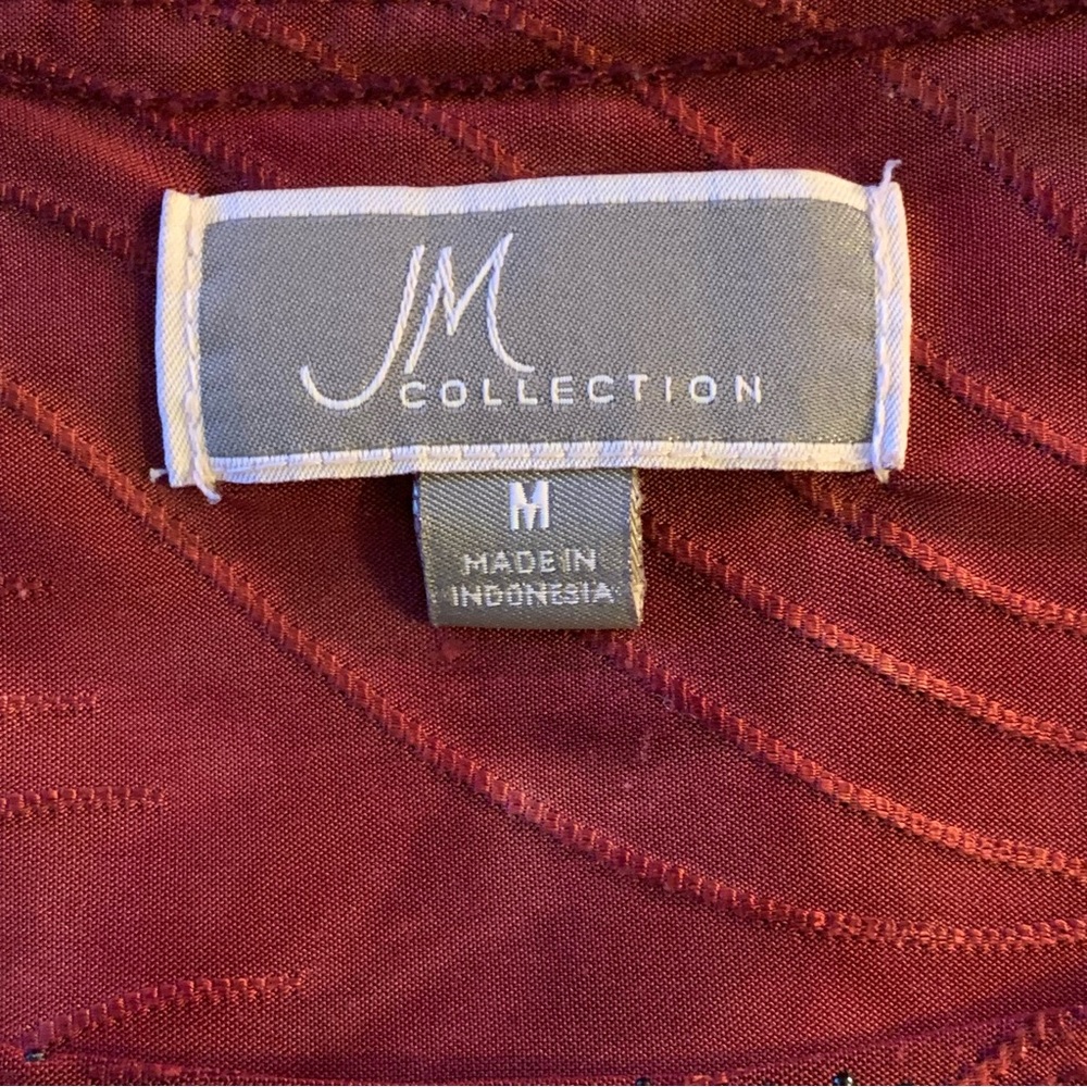 JM COLLECTION.Red top w/patches of black prints, also‎ sml studs all over… - Picture 6 of 10